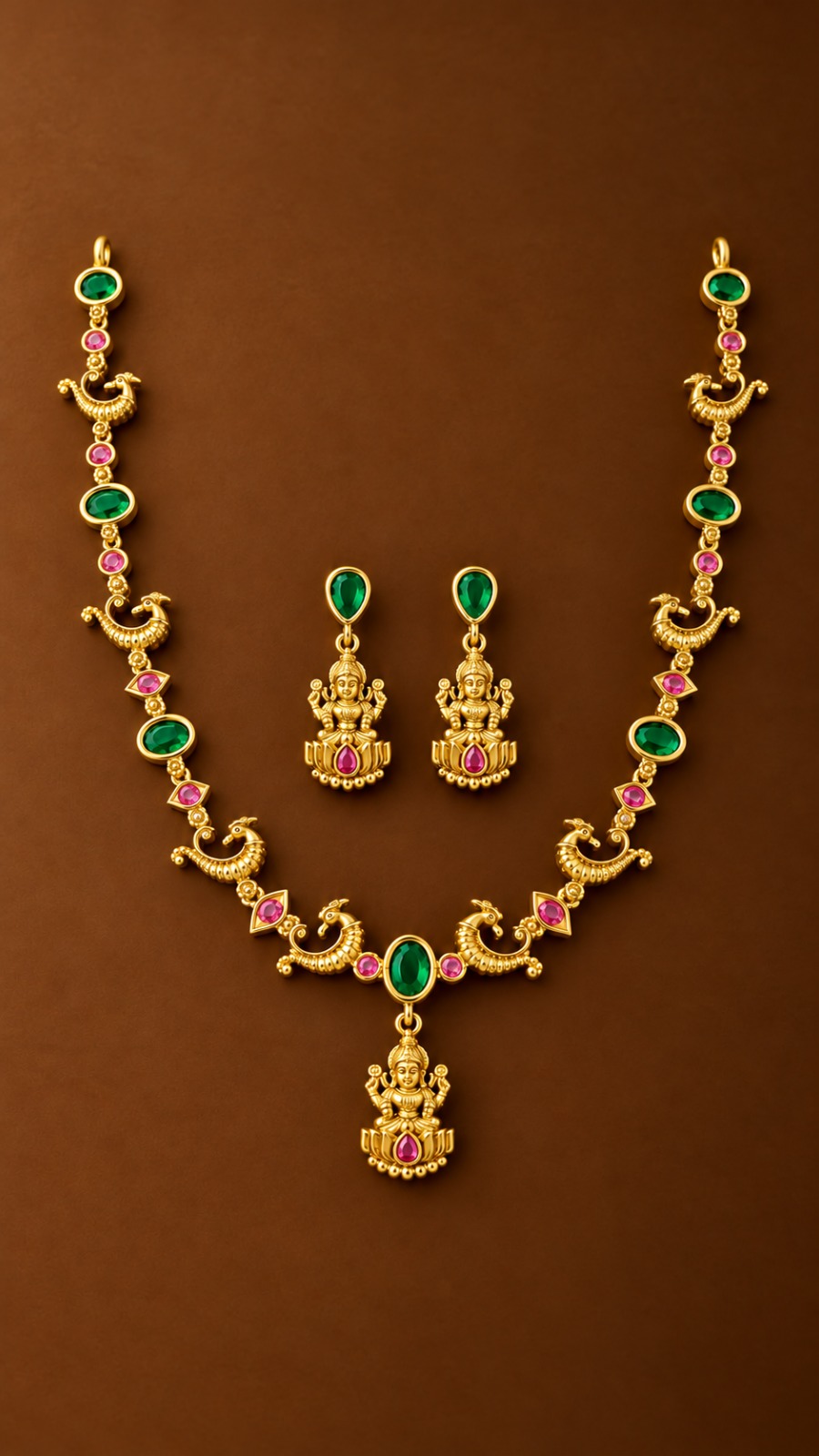 lakshmi Emberal Motif Necklace