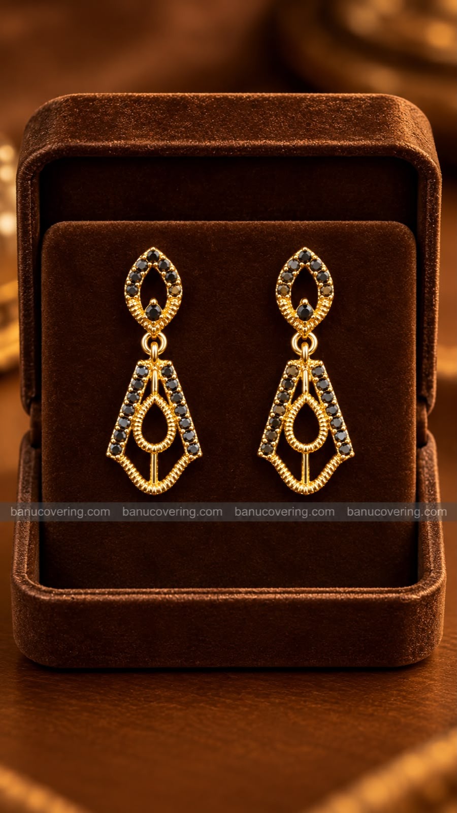 BLACK STONE STUD 1