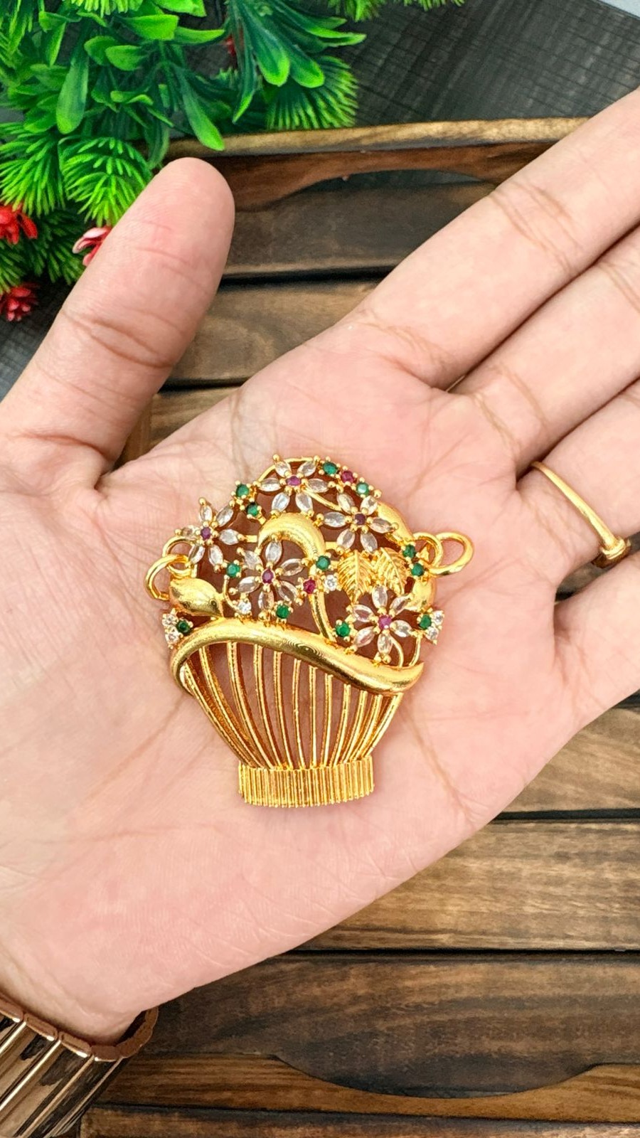 FLOWER VASE-1 PENDANT MULTI COLOUR