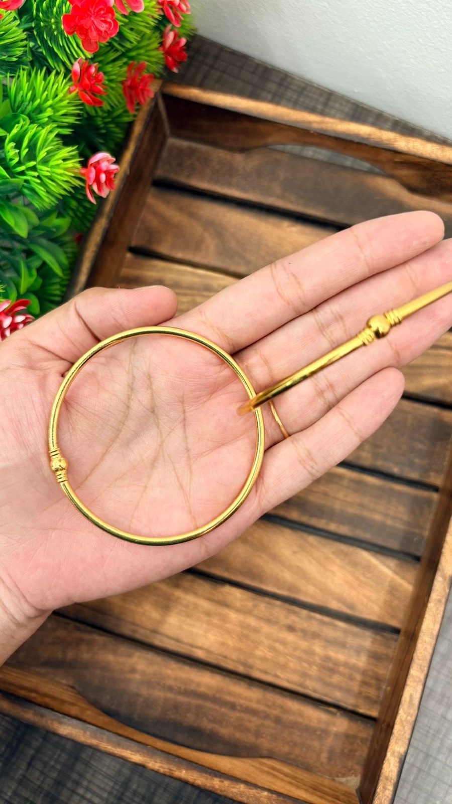 Simple Grace Bangle 2