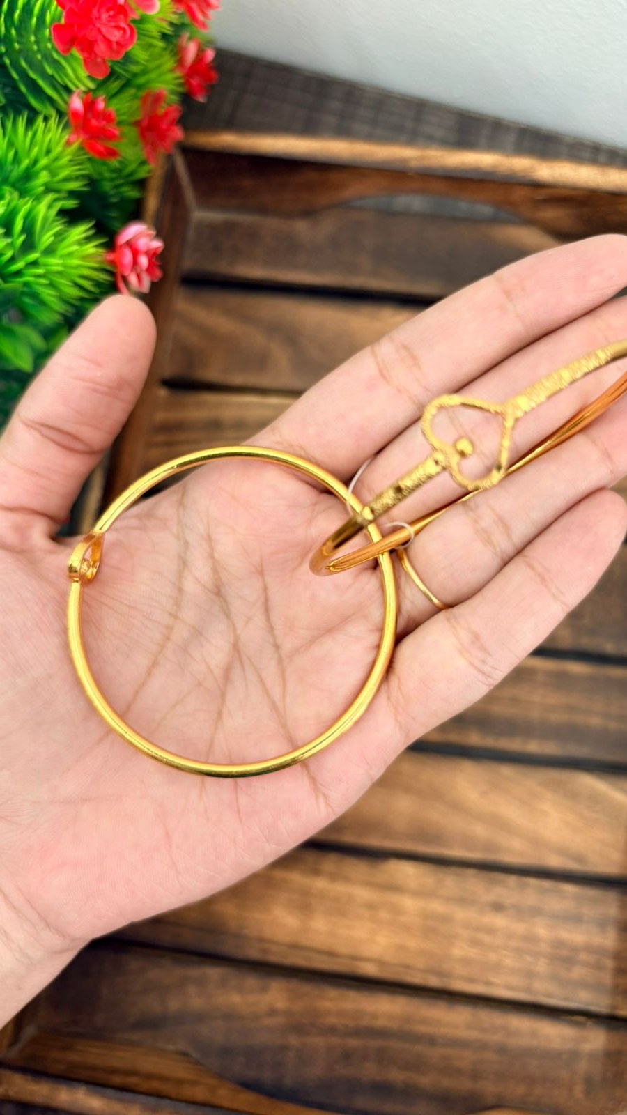 Love Drop Bangle 2