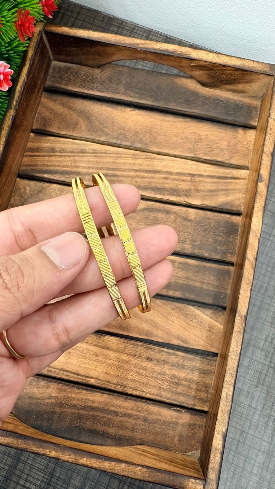 Classic Bangle 1