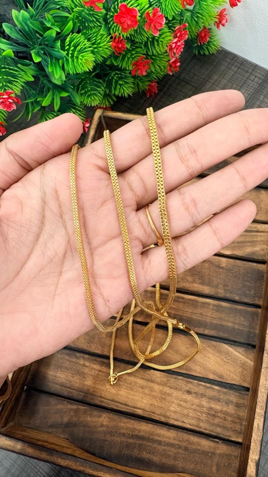 BOX CHAIN (24 INCH) 1