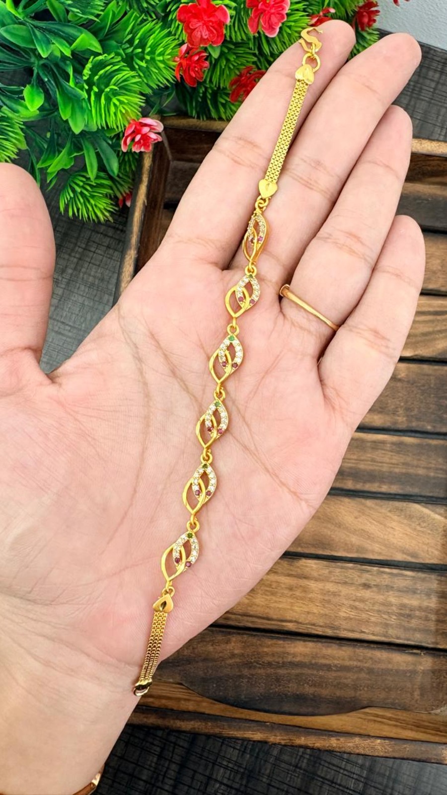 TWISTED LEAF BRACELET-MULTI COLOR STONE 1