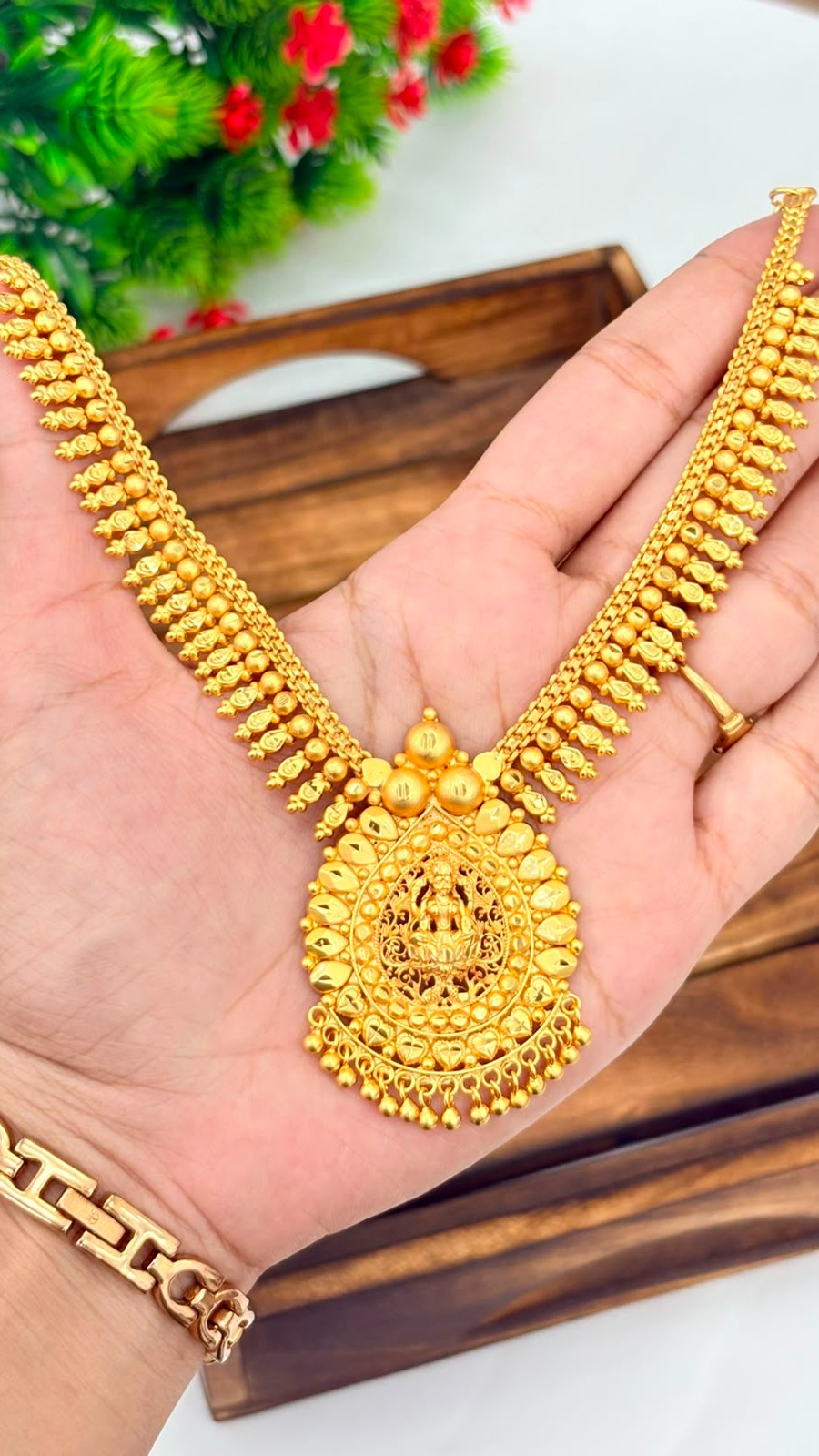 Temple Necklace-03