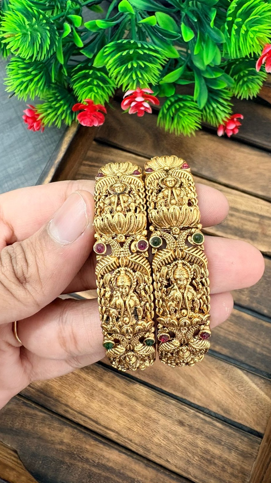 LAKSHMI DEVI ROYAL KADA 1