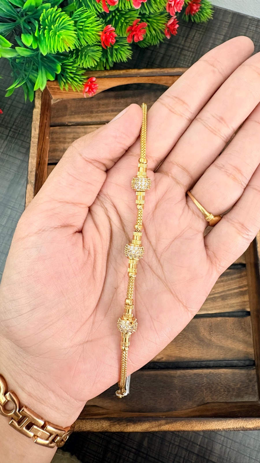 Muhappu Chain 07-White Stone-02