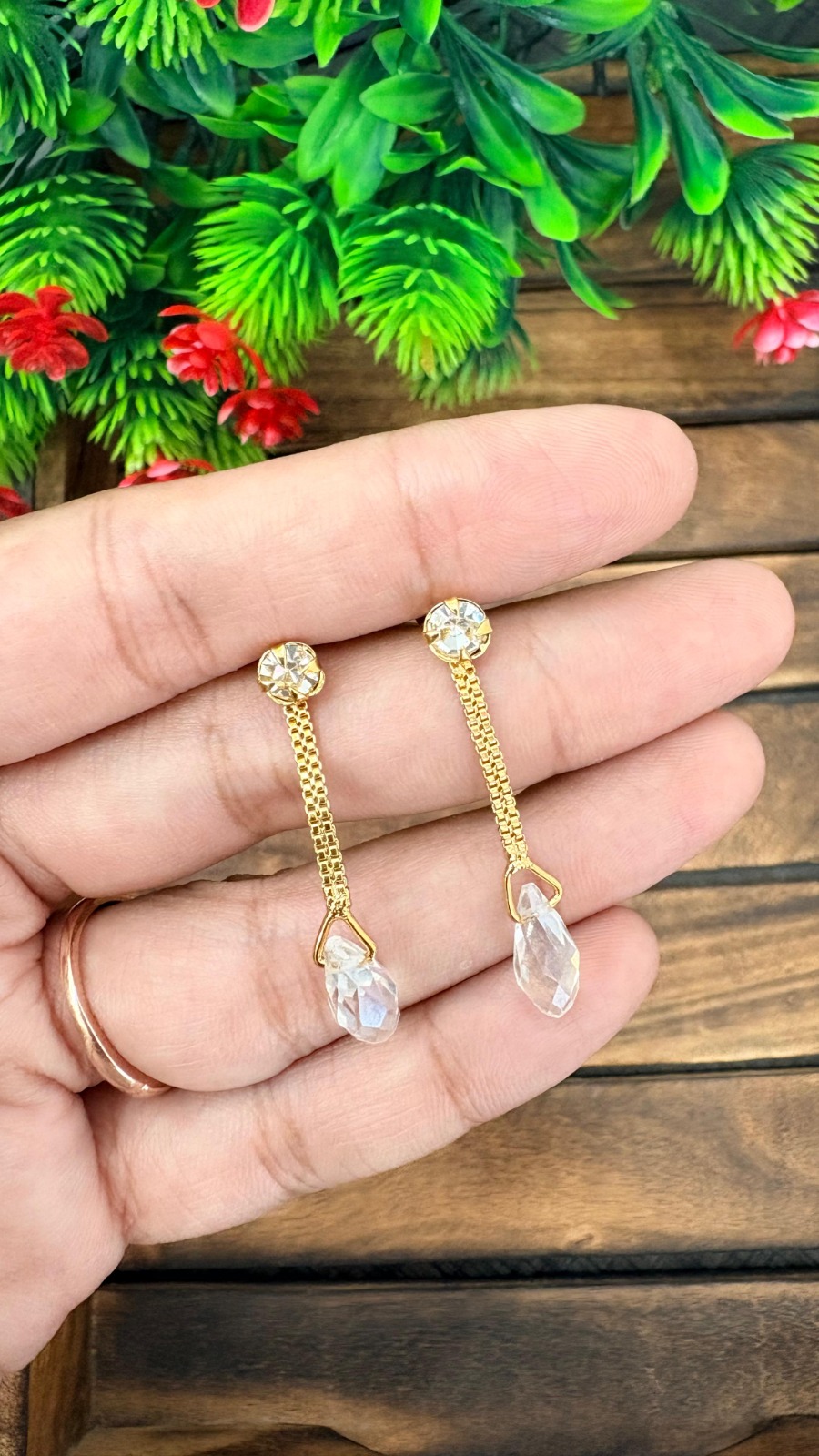 Stud-White Stone-104