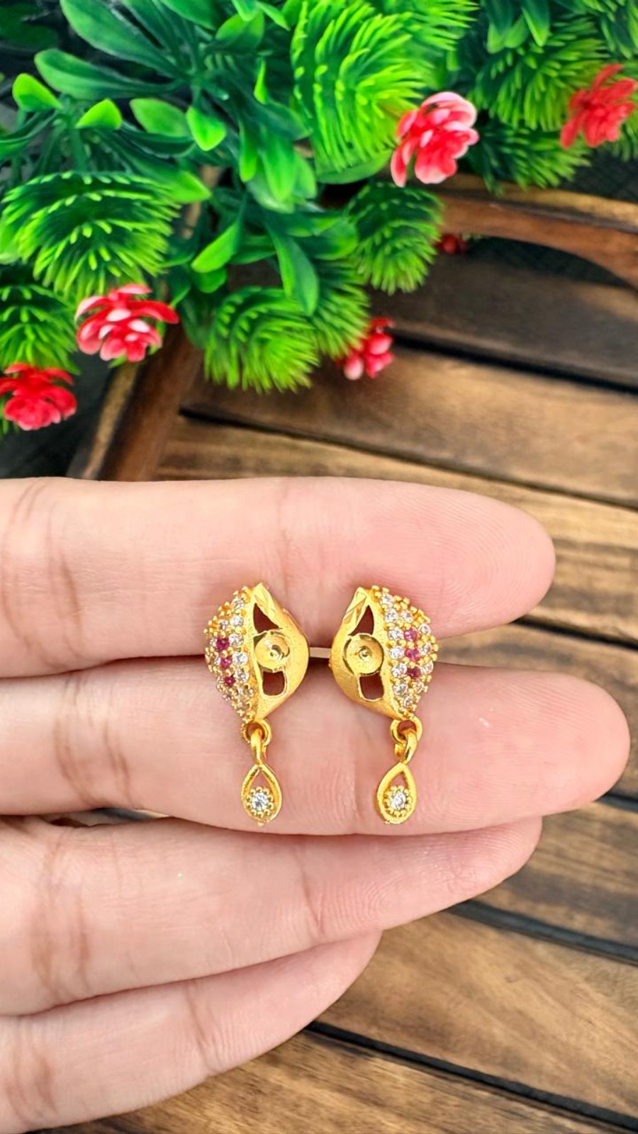 Stud-Pink& White  Stone-OG-137 1