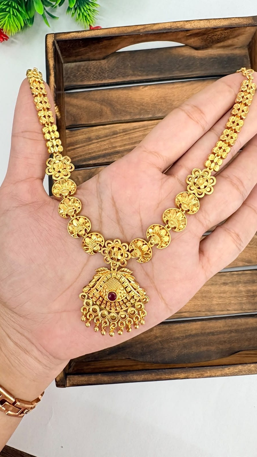 Antique Floral Coin Pendant Necklace 1