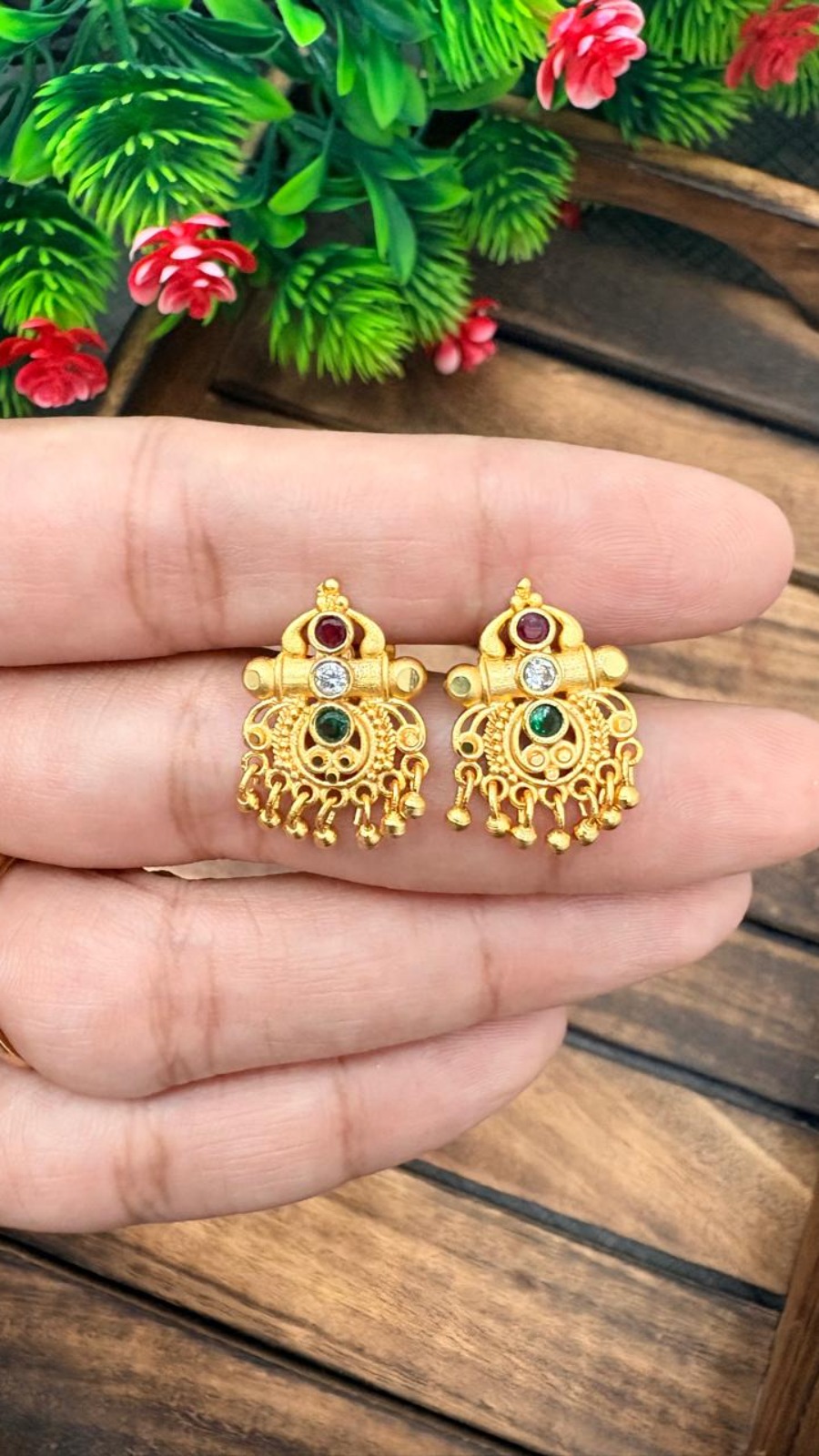 Stud-Pink&Green Stone-OG-140 1