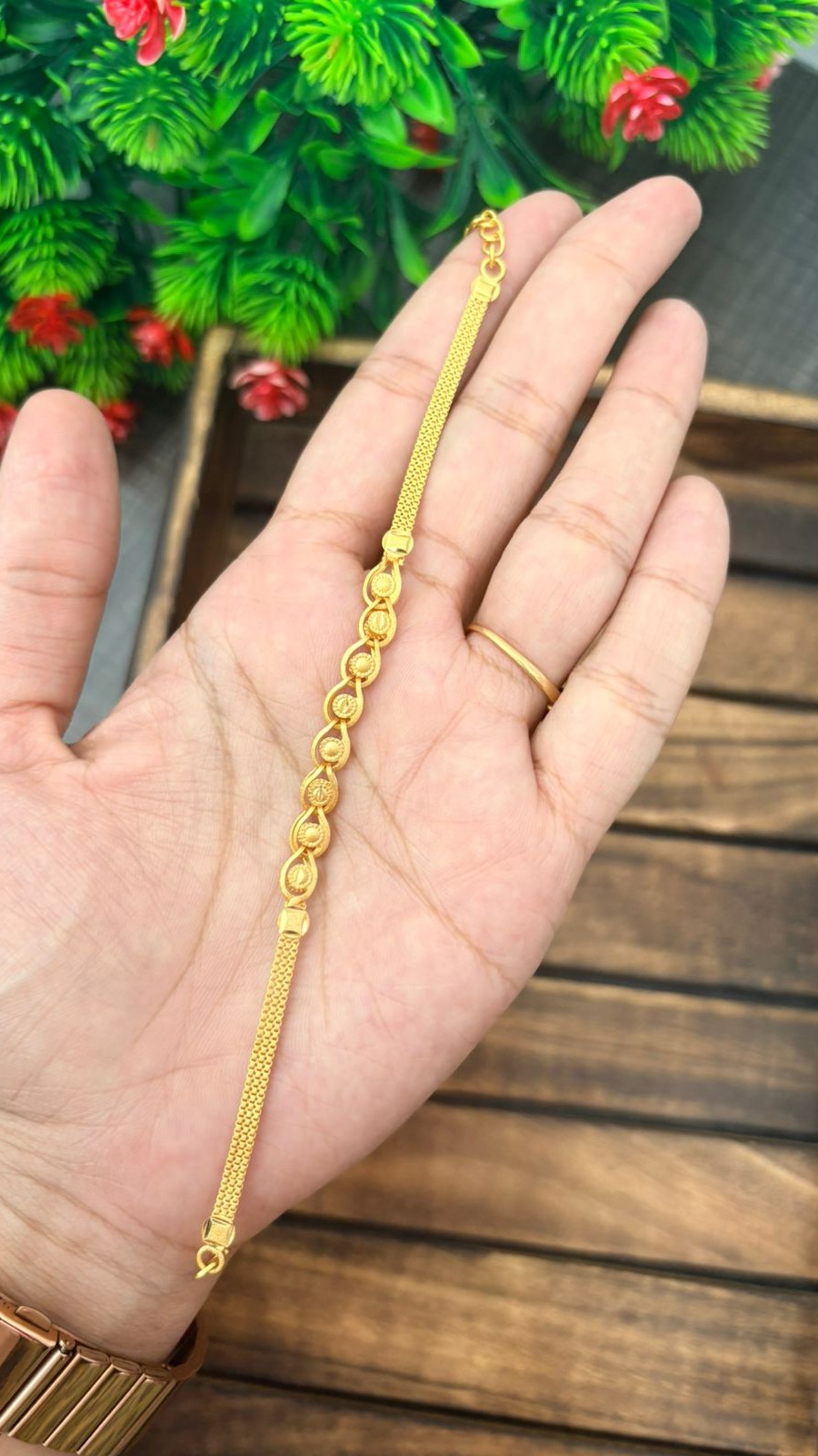 DOT LUXE BRACELET 1