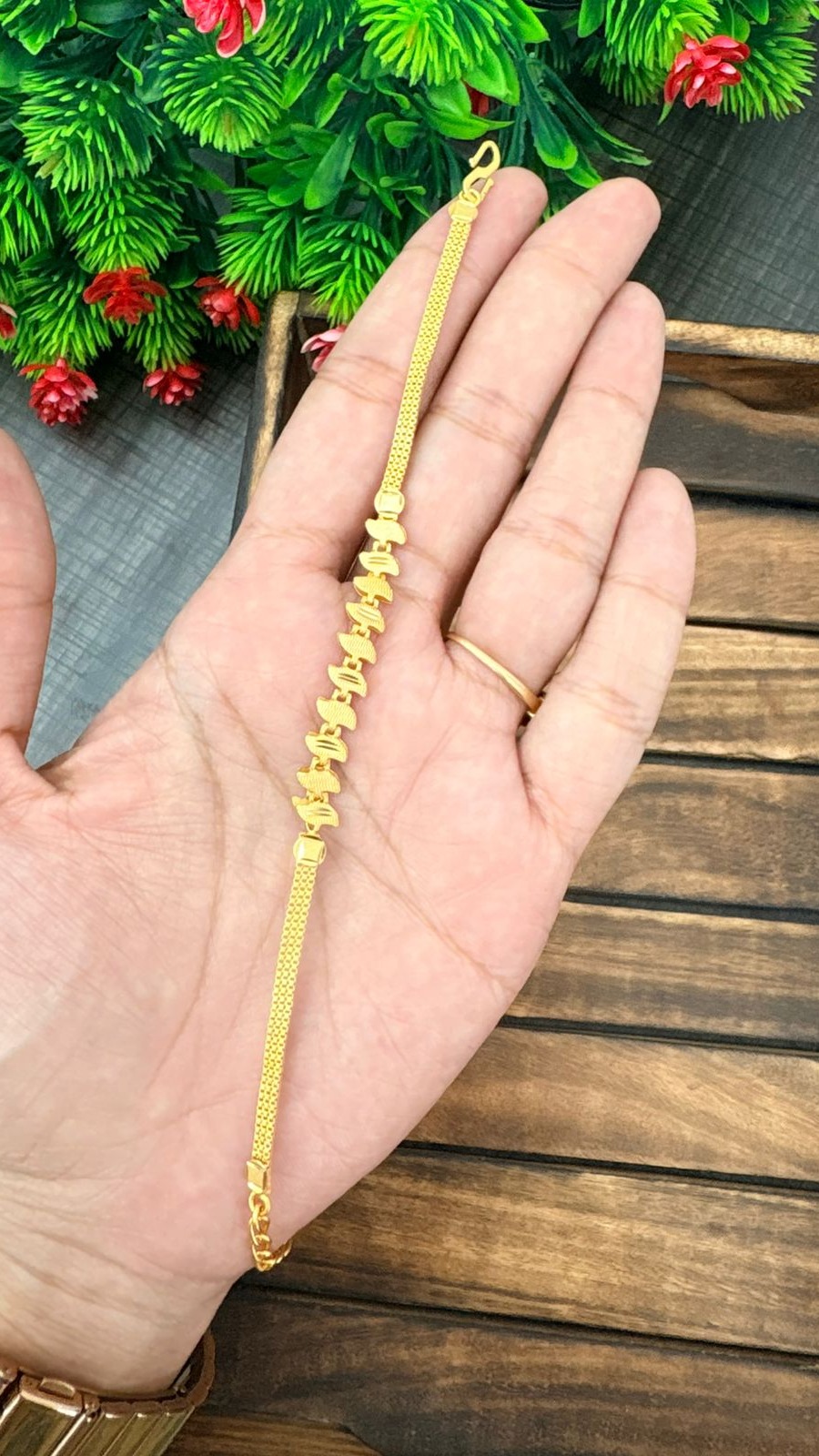 MANGO BRACELET 1