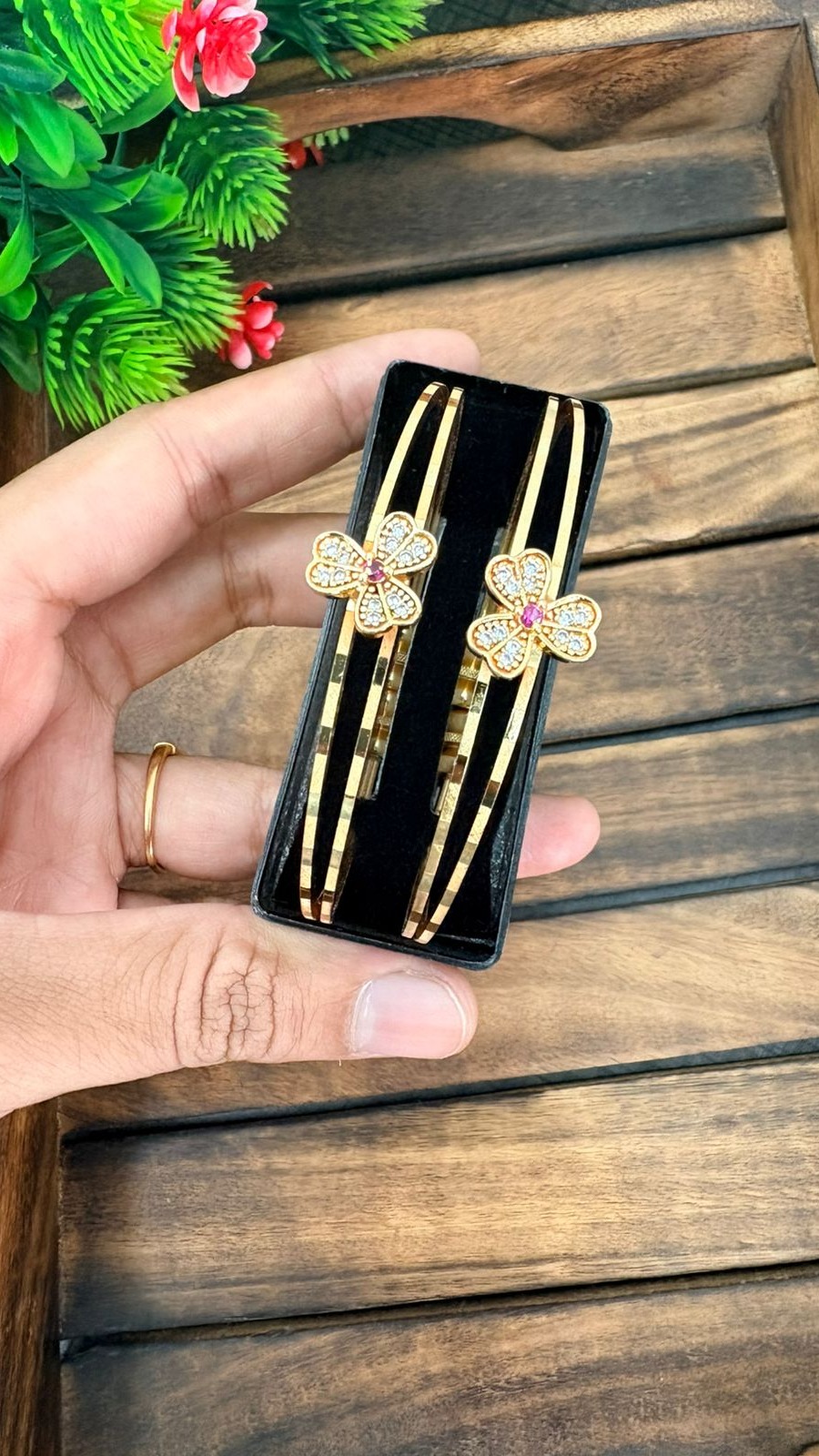 TWIN FLOWER BRACELET-PAIR