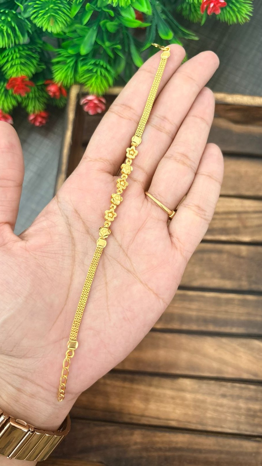 FLOWER BRACELET