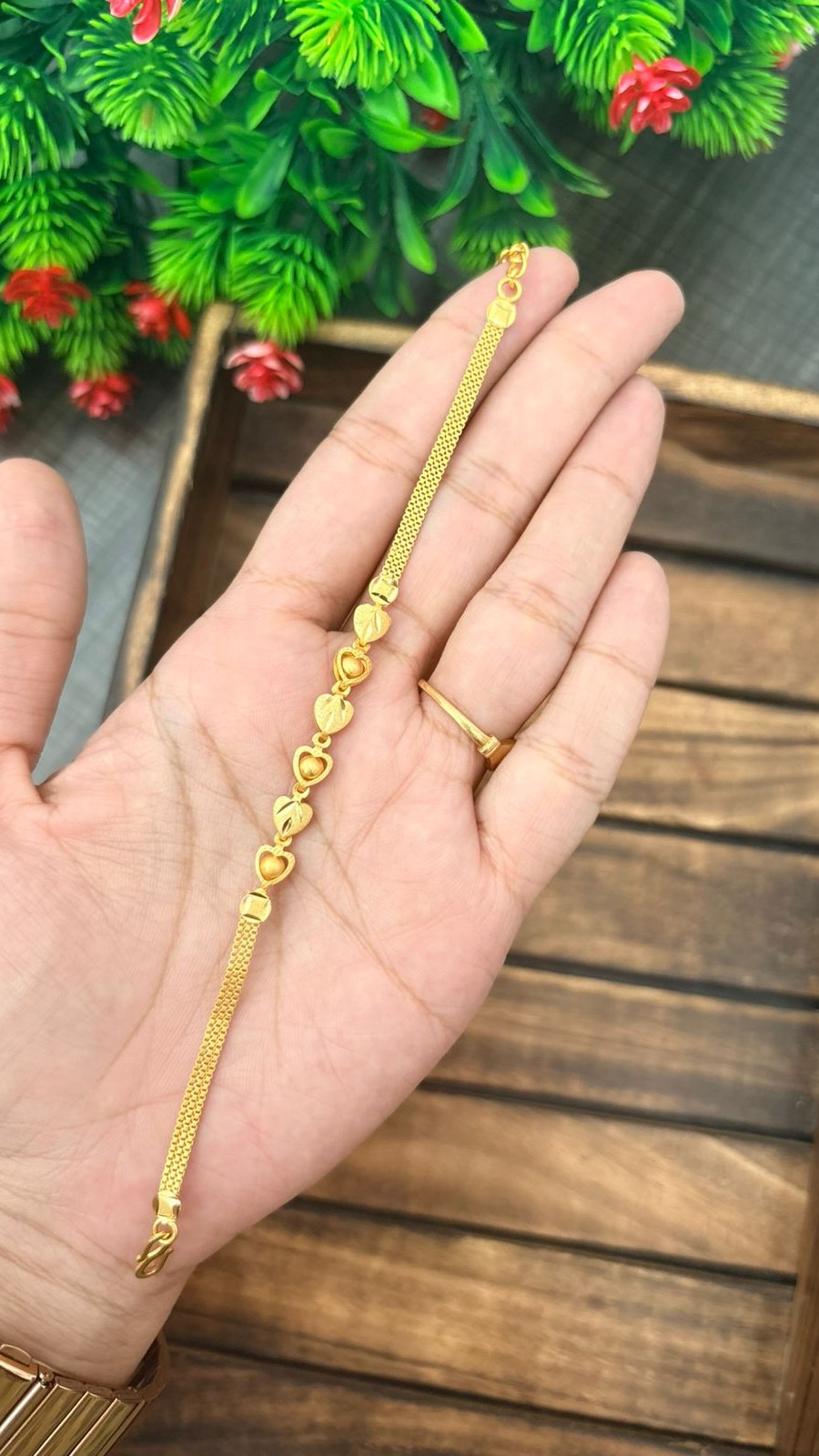 HEART BALL LINK BRACELET