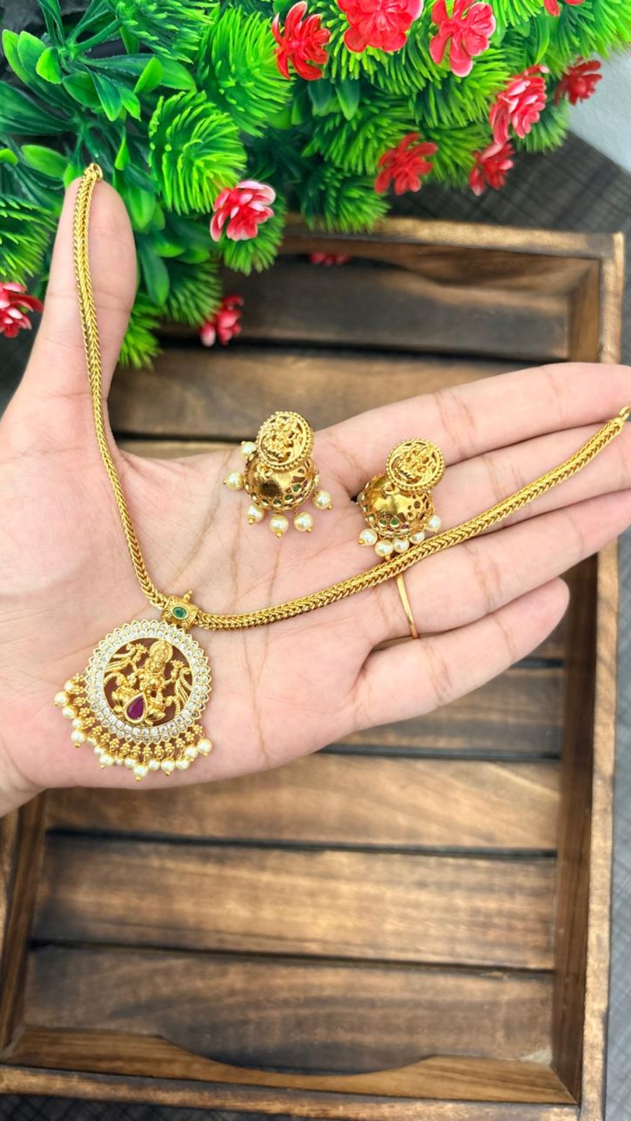 TREDITIONAL LAKSHMI HARAM SET