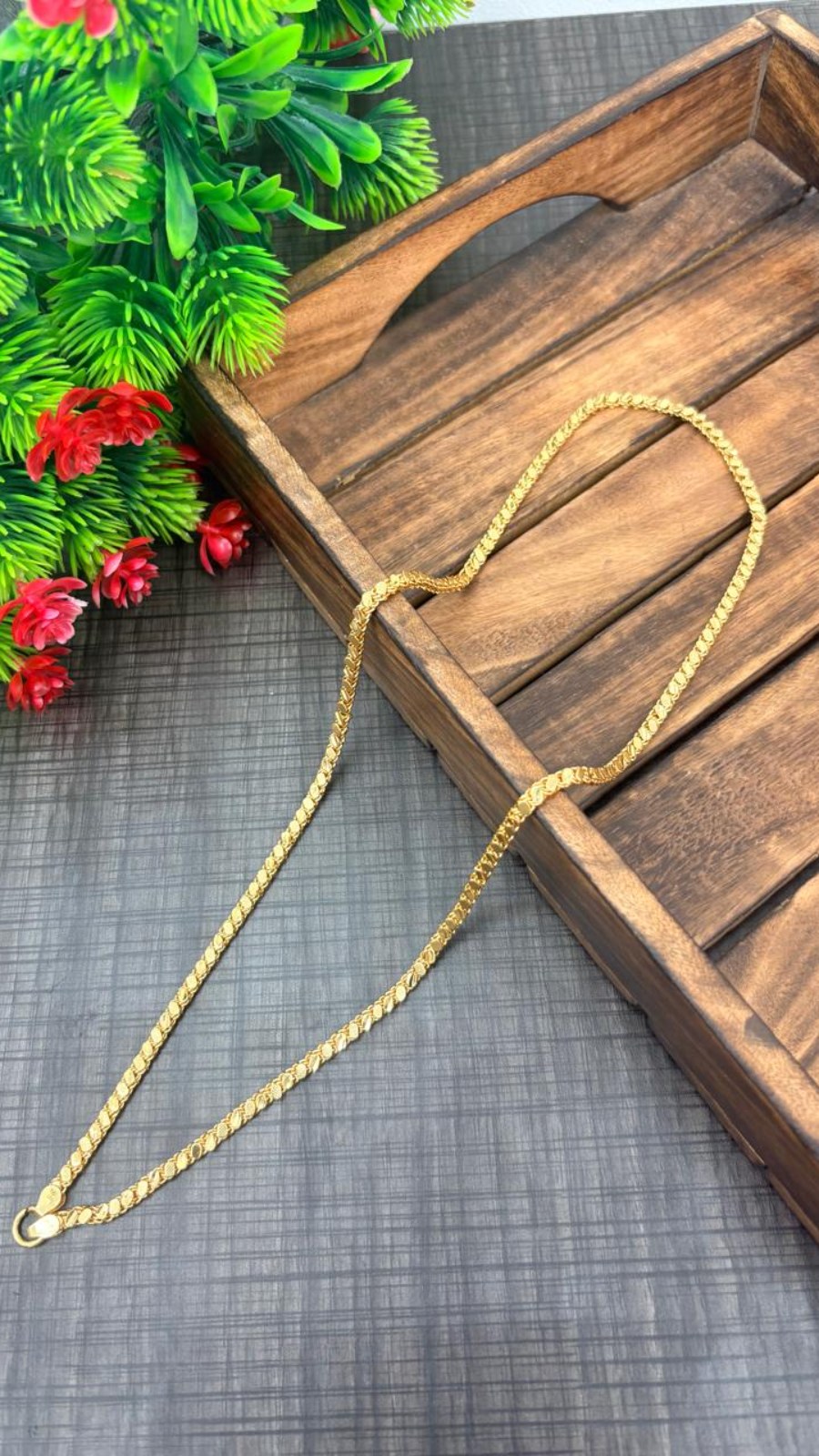 LEAF CHAIN 2