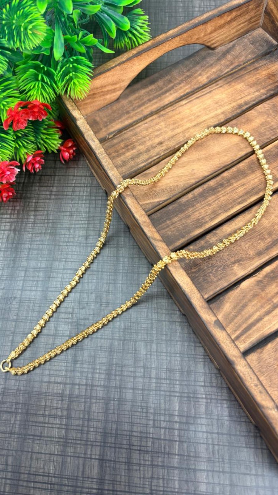 GOLDAN LOTUS LINK CHAIN 2