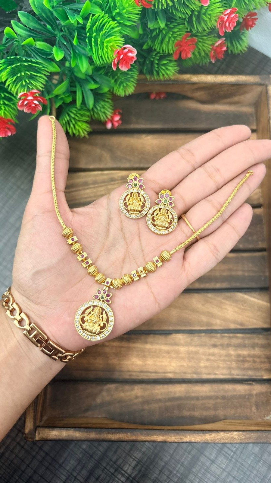 LAKSHMI DOLLAR HARAM