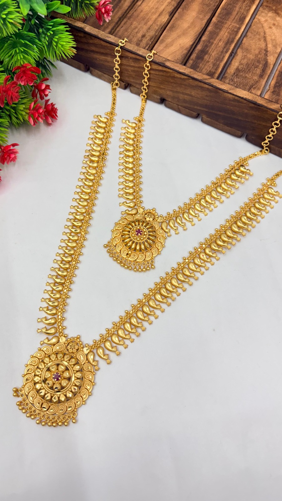 Anvitha Gold Plated Necklace Set