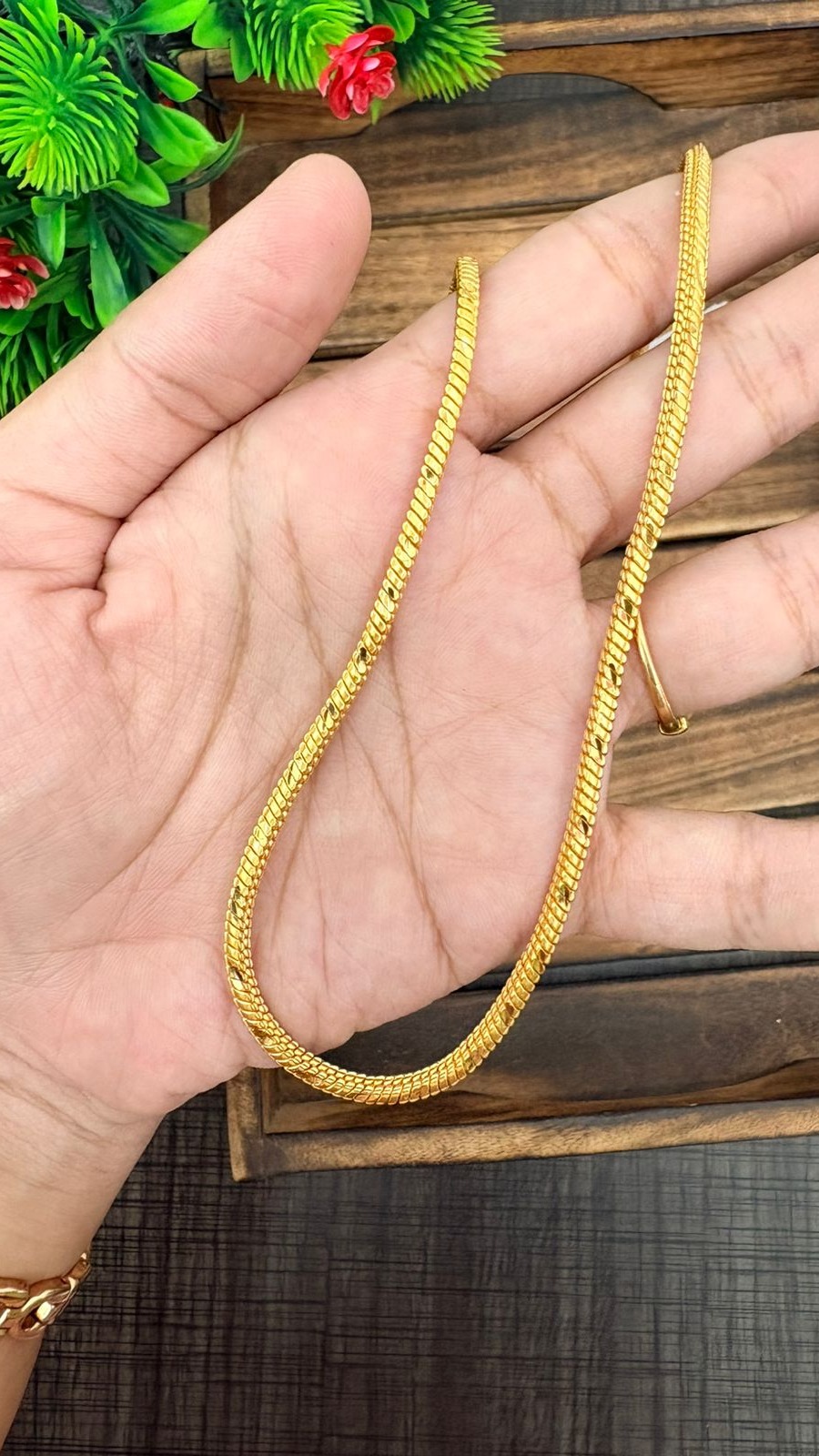 TV Chain Medium-(24inch) 1