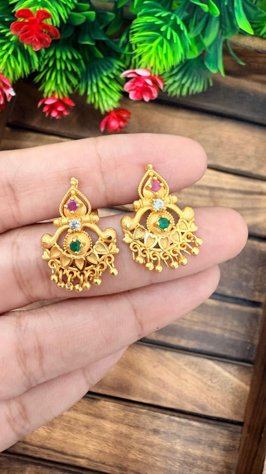 Stud-Pink&green stone-OG-121 1