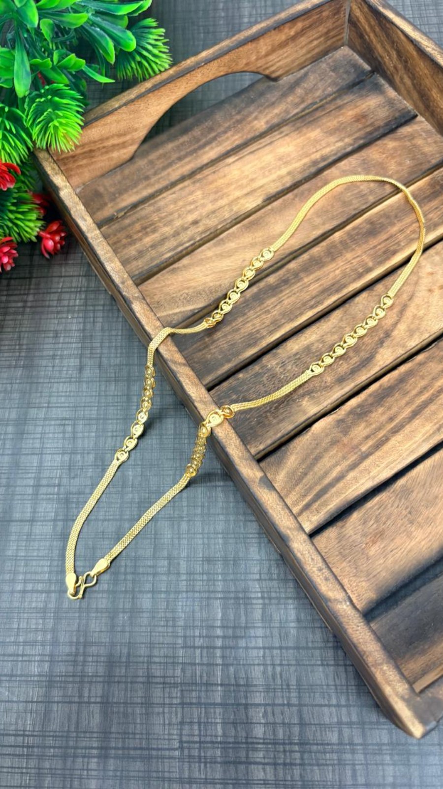 EYE LINK CHAIN 2