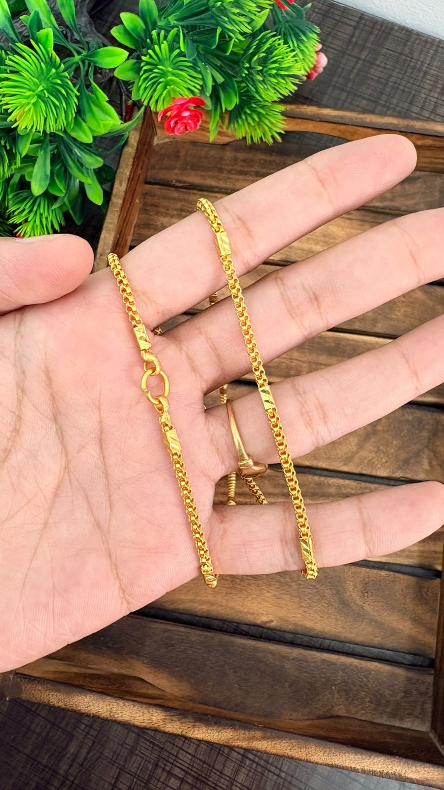 BOX CHAIN-NICE (24 INCH) 1