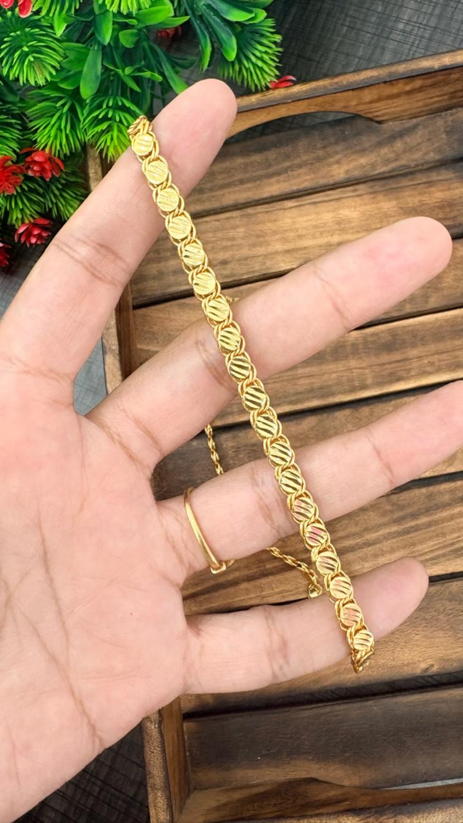 OVAL CHAIN 1