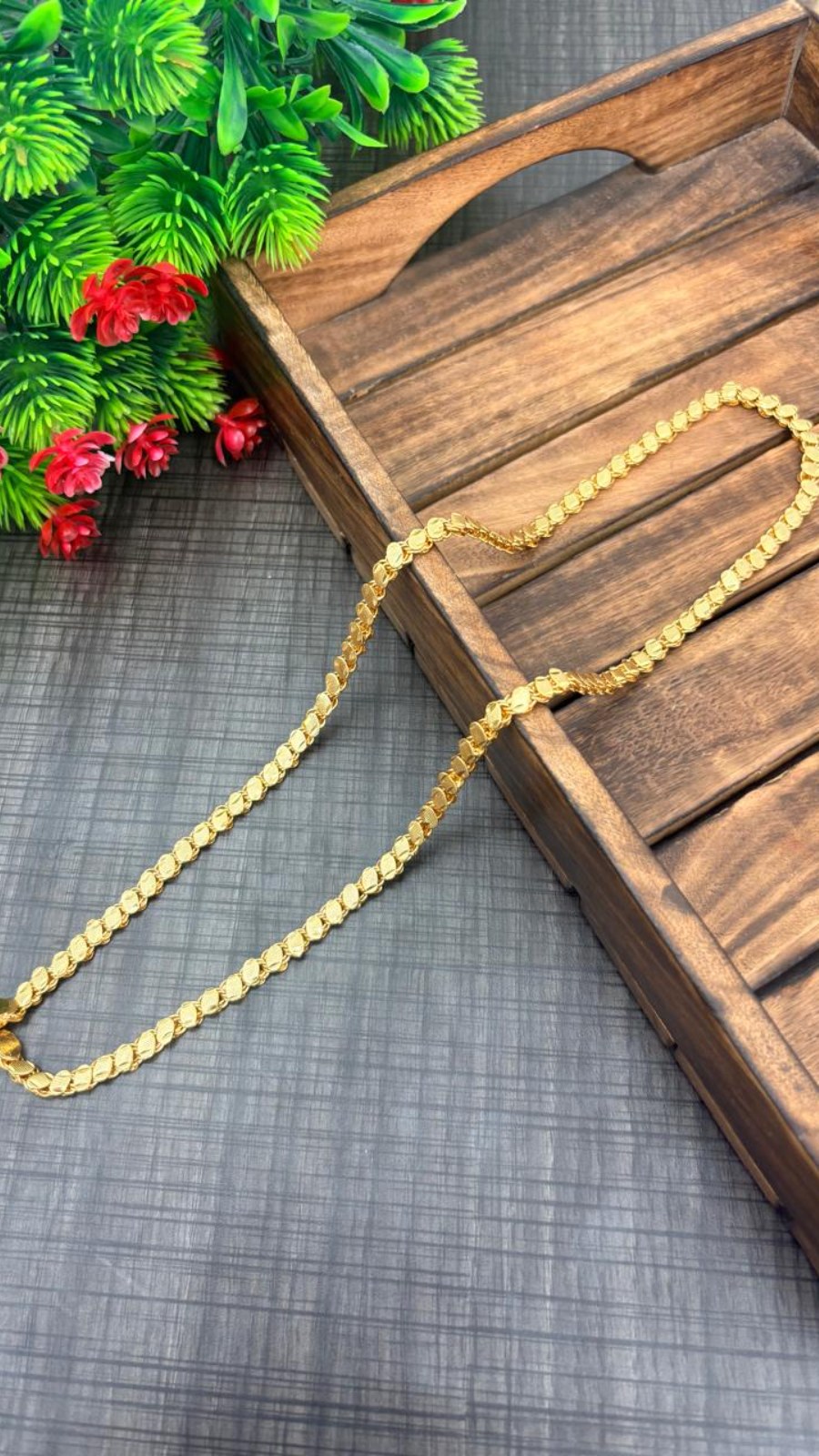 ROYAL VINE CHAIN 2