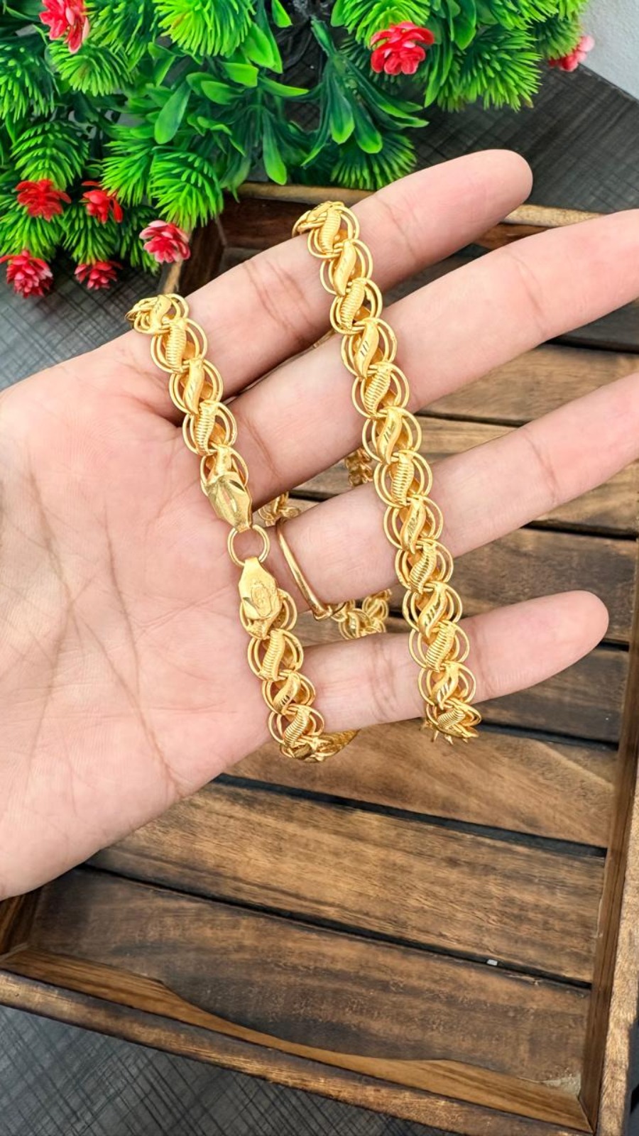 TWIST LOOP CHAIN-THICK (30 INCH) 1