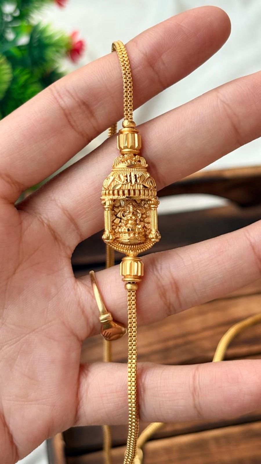 Lakshmi Muhappu Chain