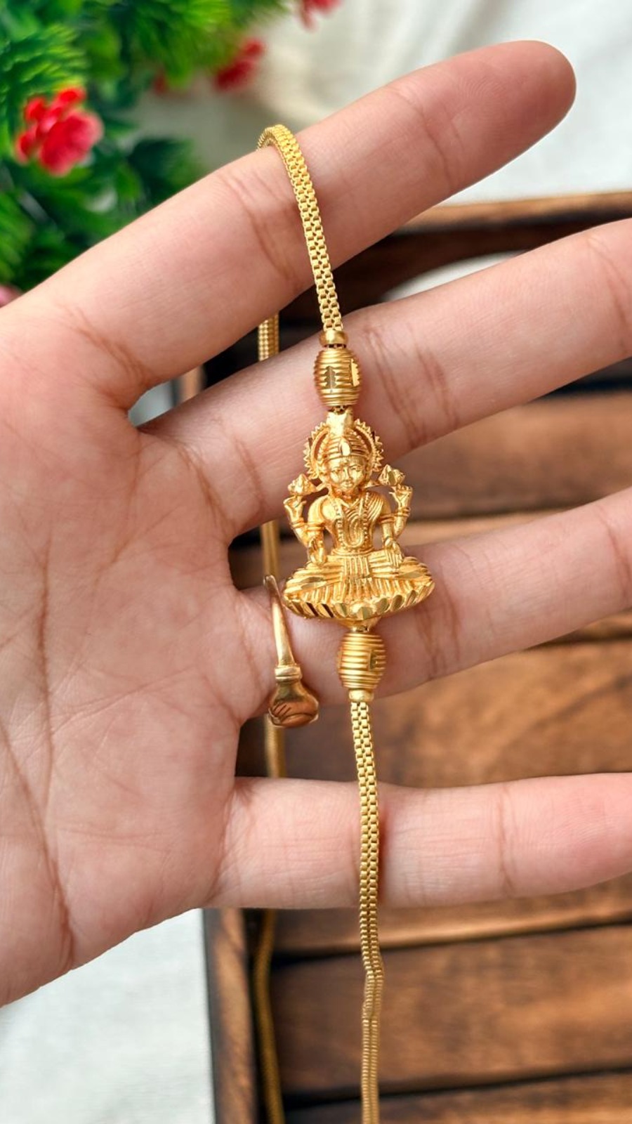 Lakshmi Muhappu Chain-02