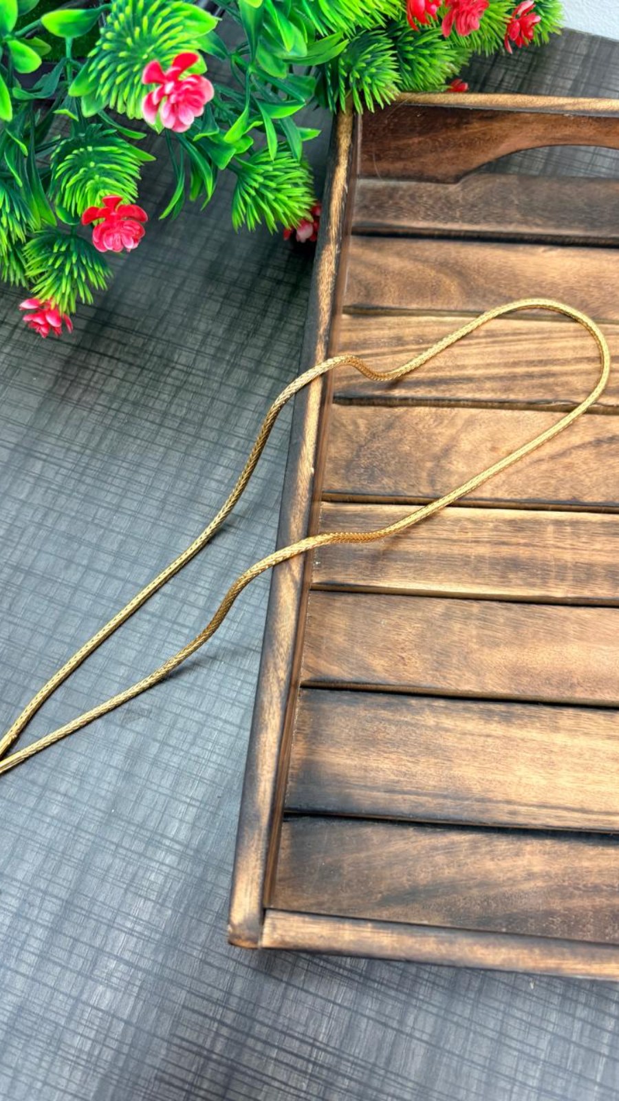 V SHAPE CHAIN 2