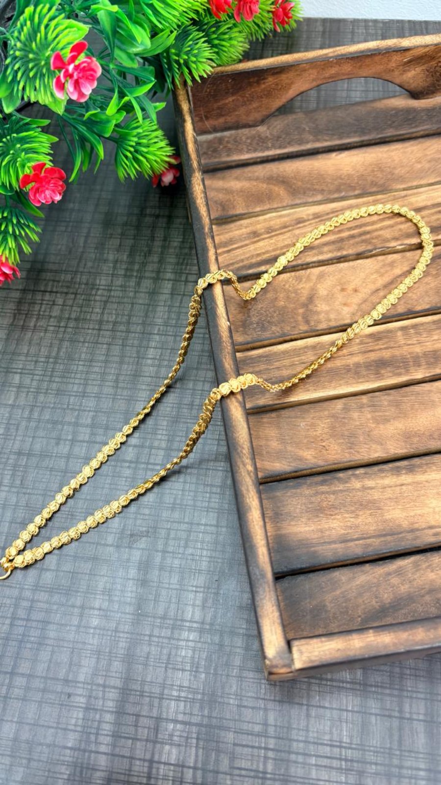SHINE OVAL CHAIN 2