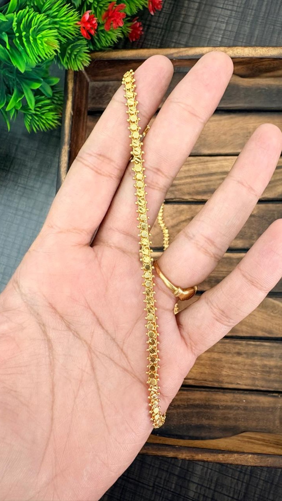 OVAL DOT CHAIN 1