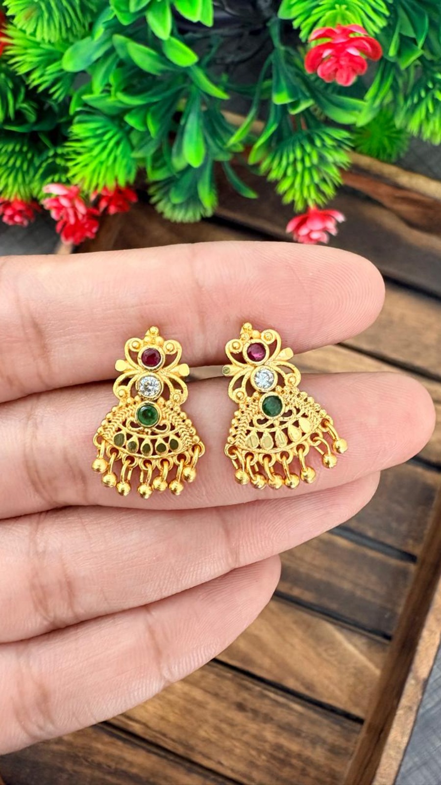 Stud-Pink& Green Stone-OG-86 1