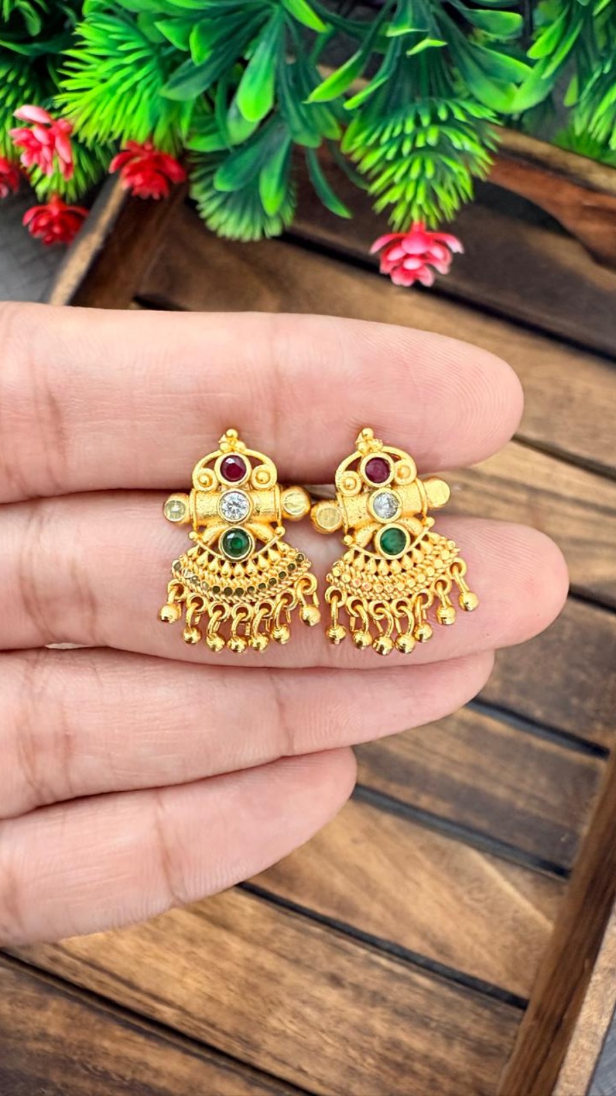Stud-Pink&Green Stone-OG-91 1
