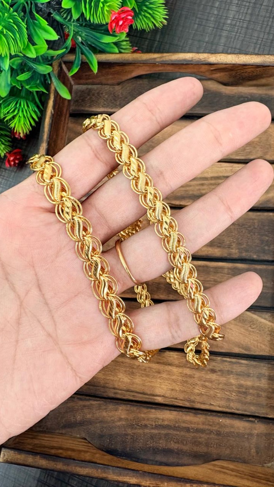 LEAF CHAIN