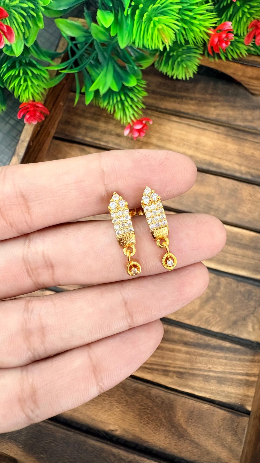 Stud-White Stone-96