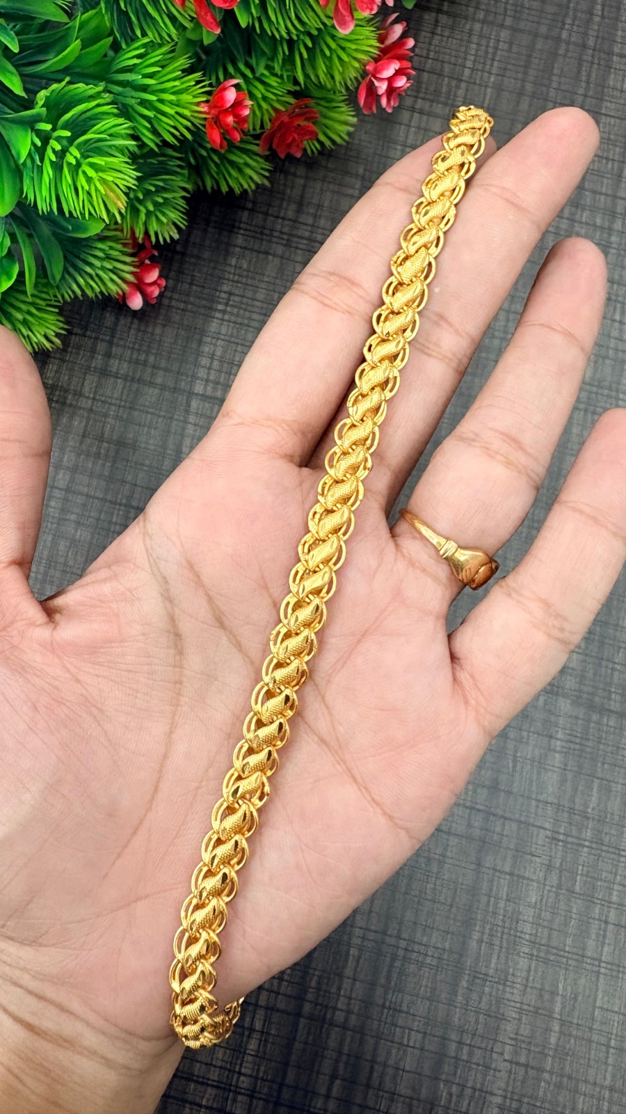Classic Luxe Pattern Mens Chain [18 inch] 1