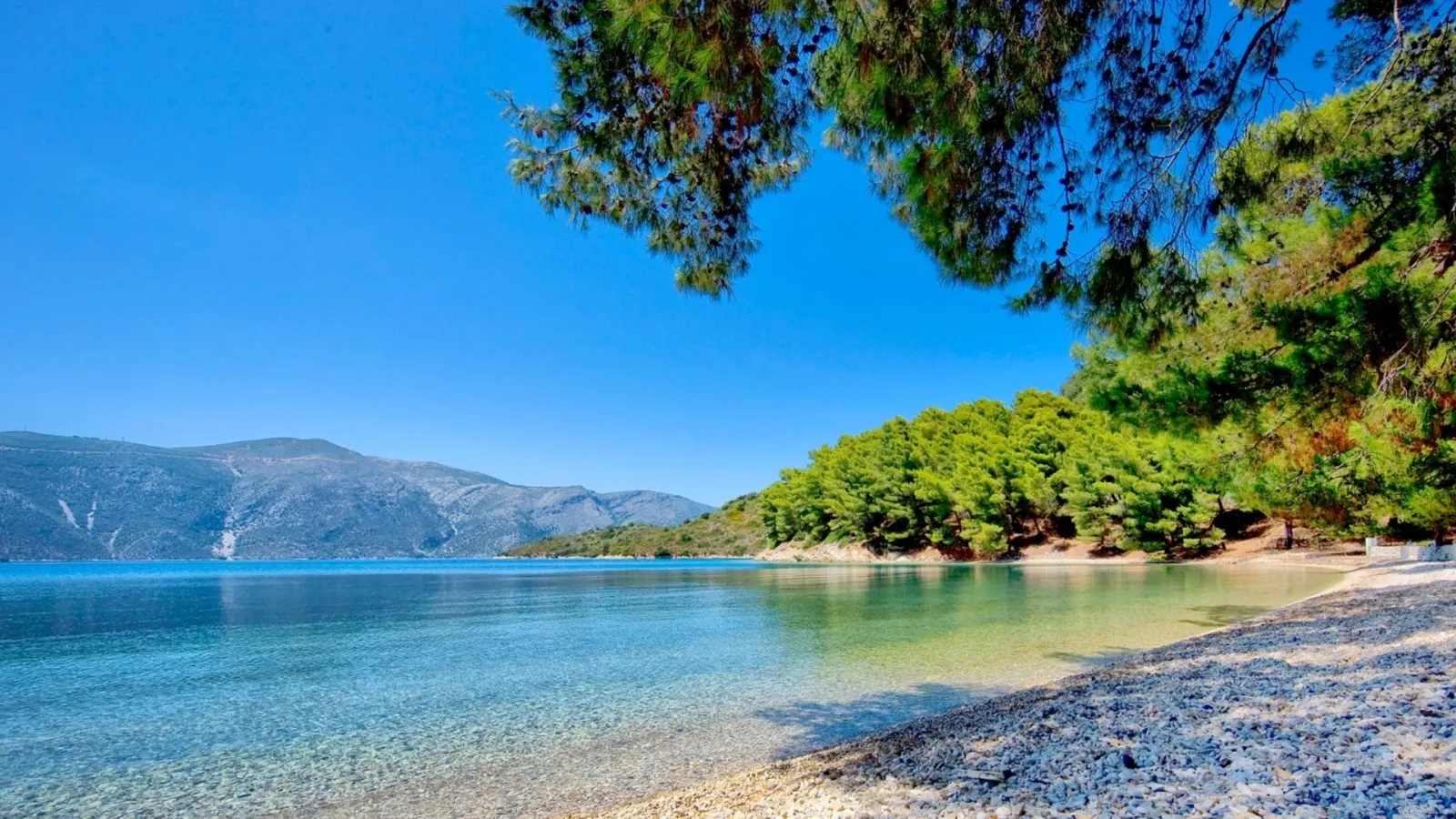Skinos Cove