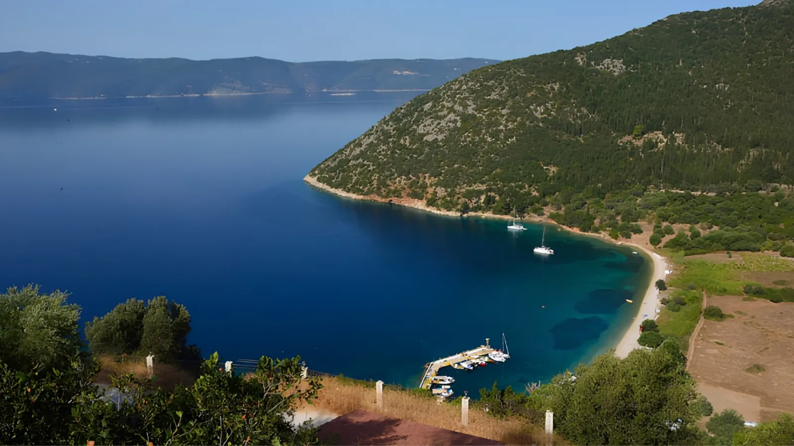 Polis Cove