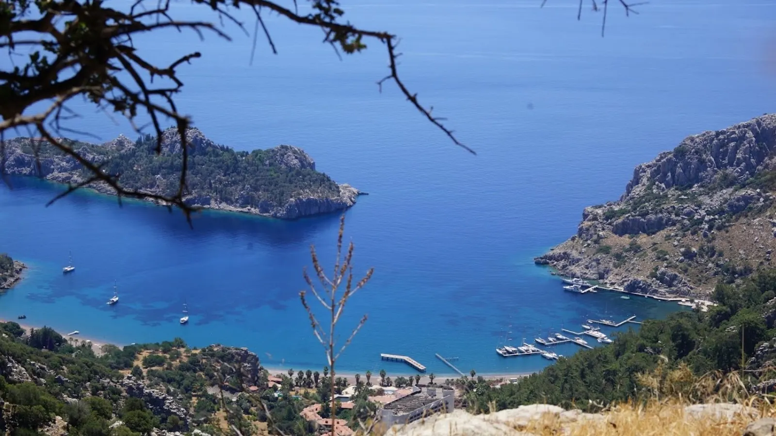 Ciftlik Bay