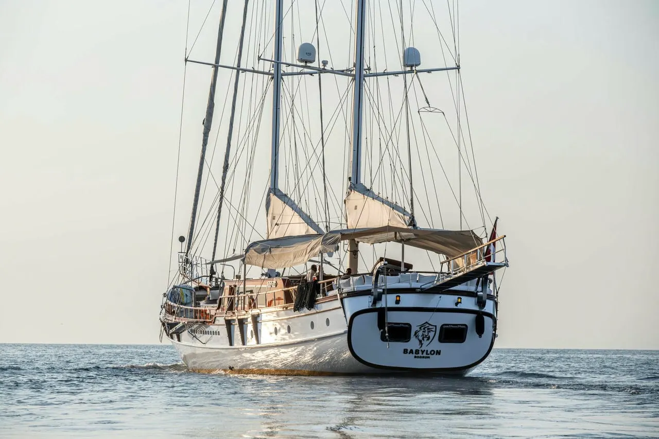 Turkish Gulet Holidays: What a Day on a Luxury Blue Cruise Actually Feels Like