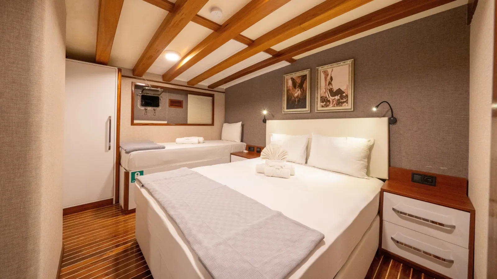 Triple Cabin