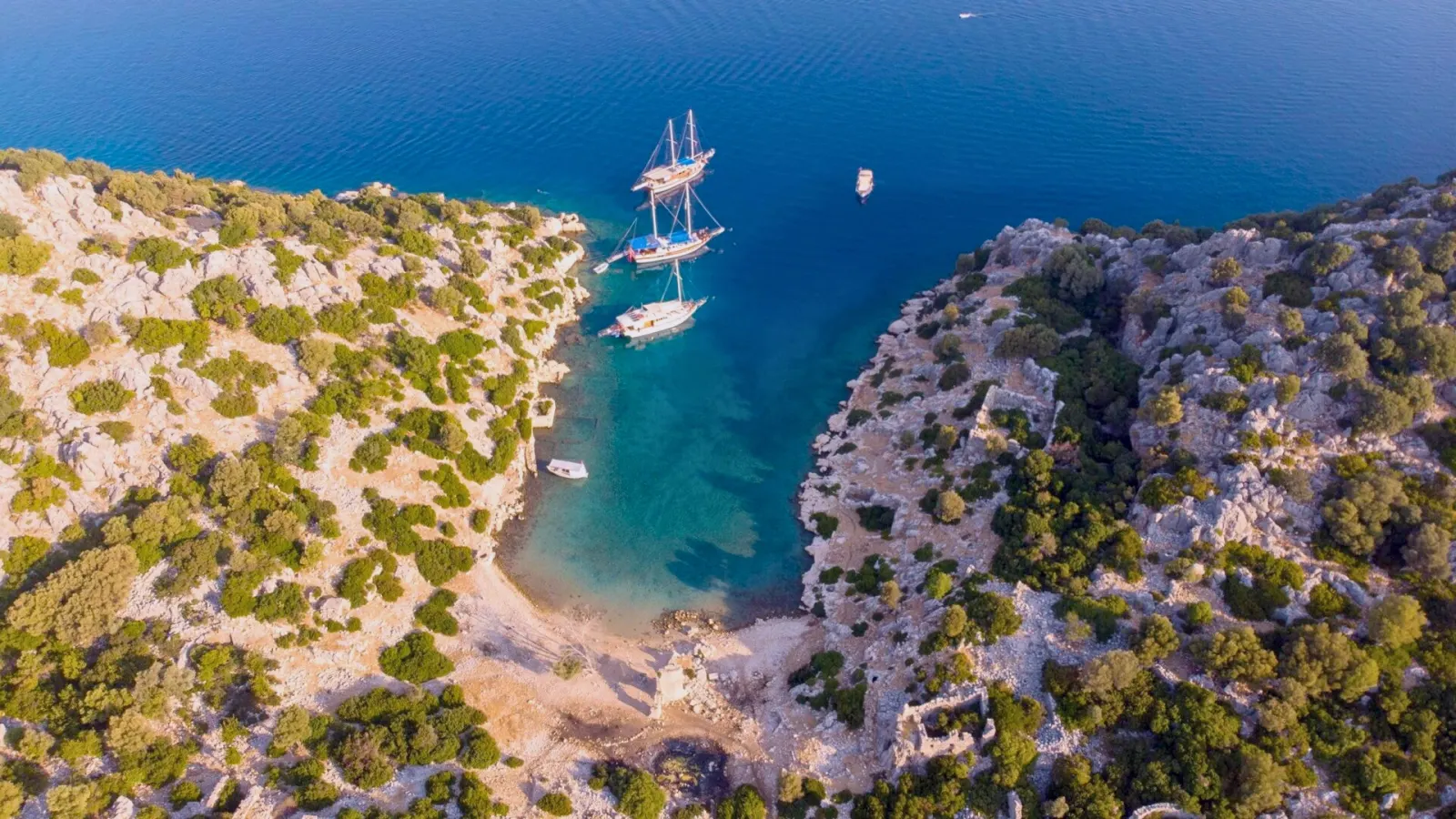Fethiye ↔ Marmaris | Fortuna or Parss Gulet