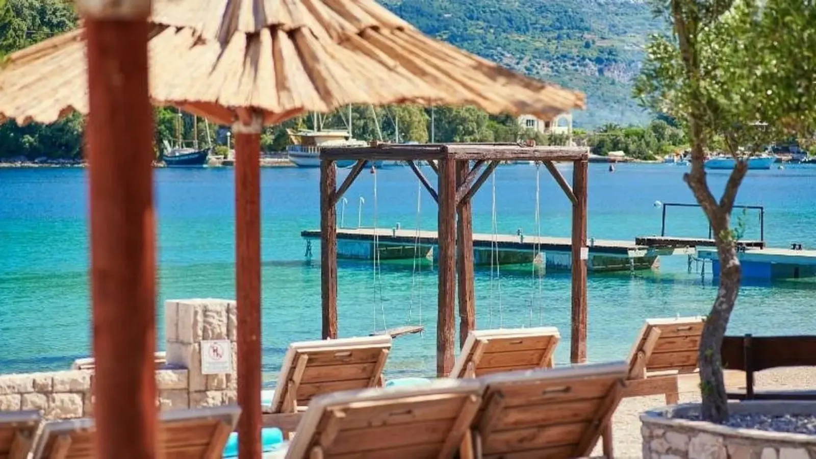 La Banya Beach Club