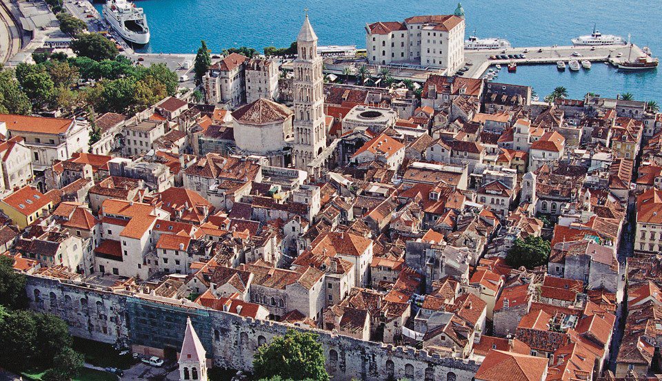 Private Gulet Cruise from Split to Dubrovnik 